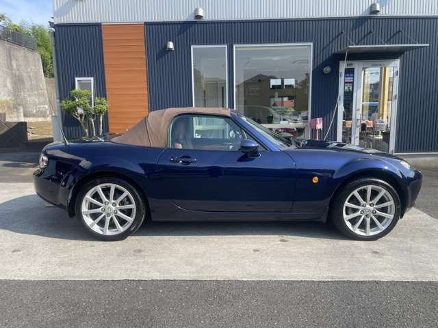2008 Mazda Roadster – thumbnail 4