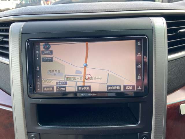 2009 Toyota Alphard – thumbnail 4