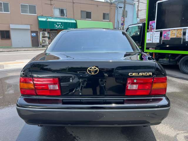 1995 Toyota Celsior – thumbnail 3