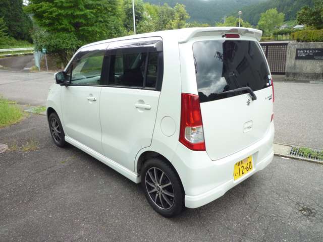 2010 Suzuki Wagon R – thumbnail 2