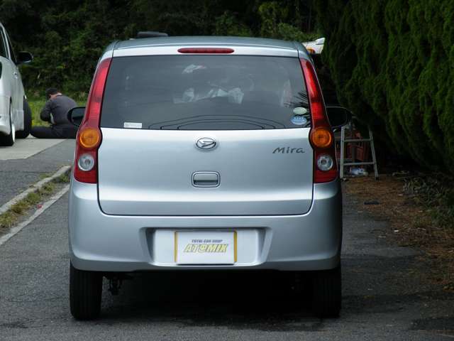 2010 Daihatsu Mira – thumbnail 3