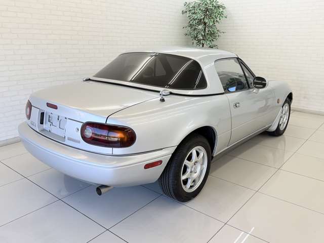 1997 Mazda Roadster – thumbnail 3