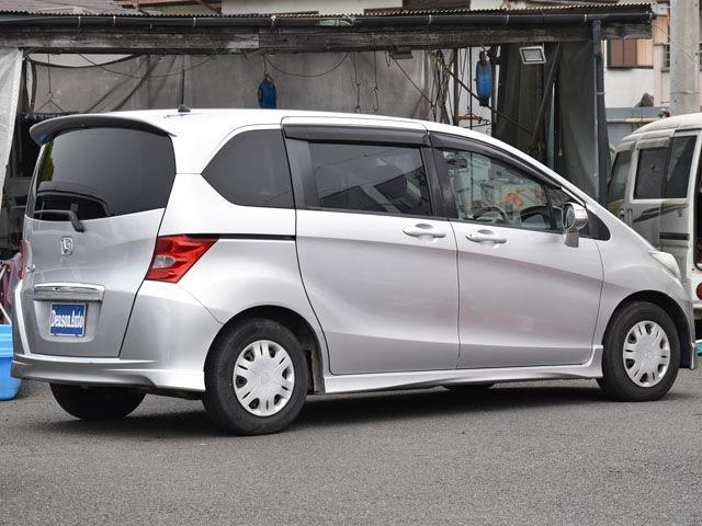 2009 Honda Freed – thumbnail 3