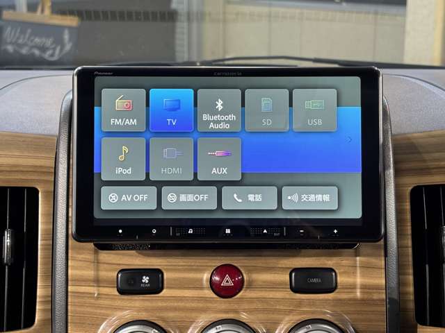 2009 Mitsubishi Delica D:5 – thumbnail 3