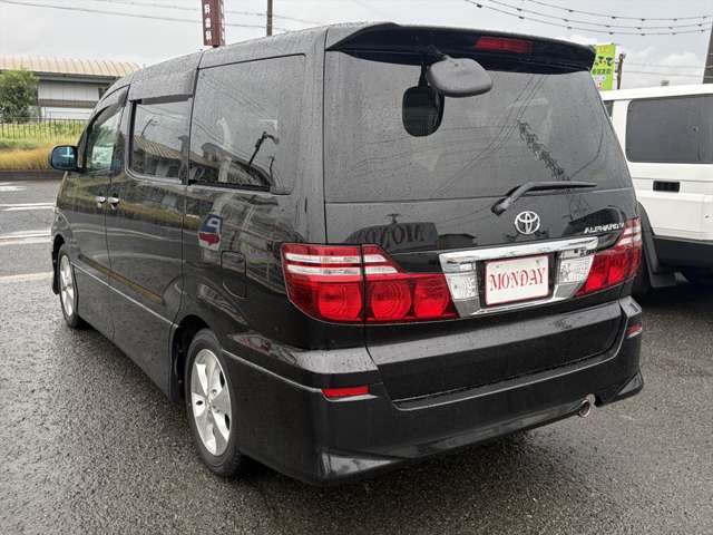 2007 Toyota Alphard – thumbnail 4