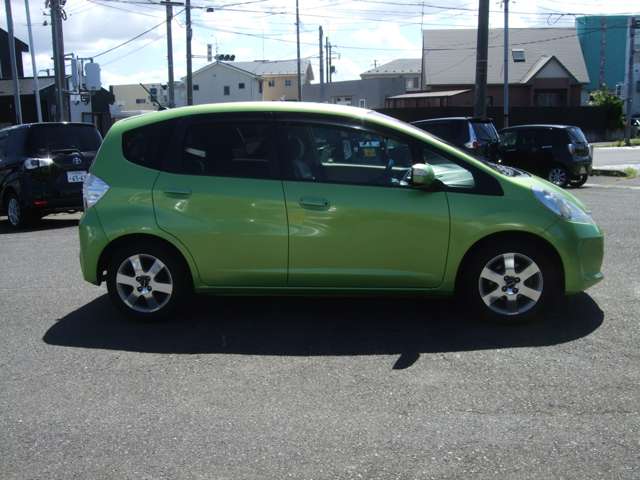 2010 Honda Fit Hybrid – thumbnail 4