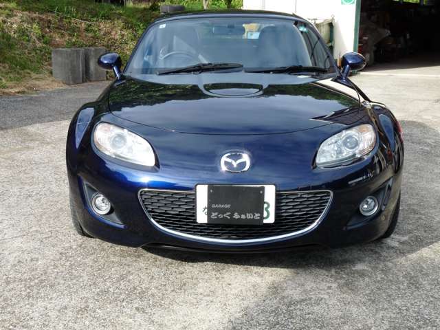 2009 Mazda Roadster – thumbnail 2