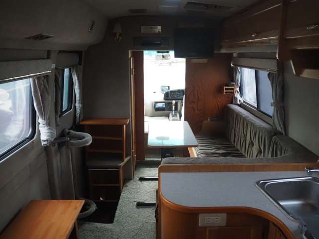 1998 Toyota Coaster – thumbnail 3