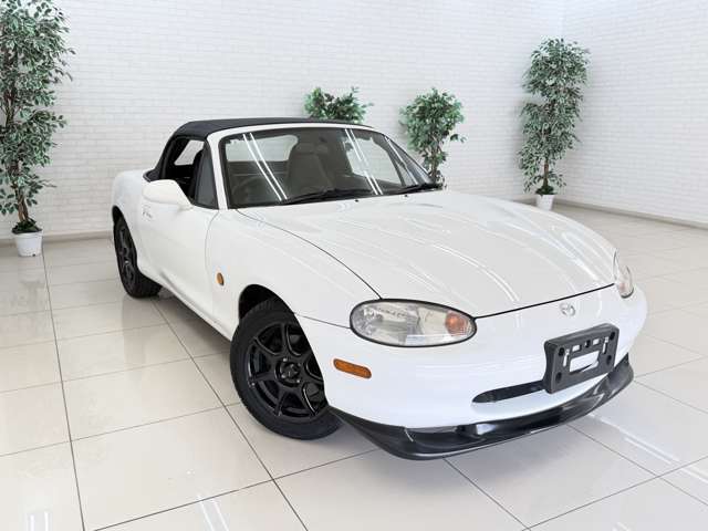 1998 Mazda Roadster – thumbnail 2