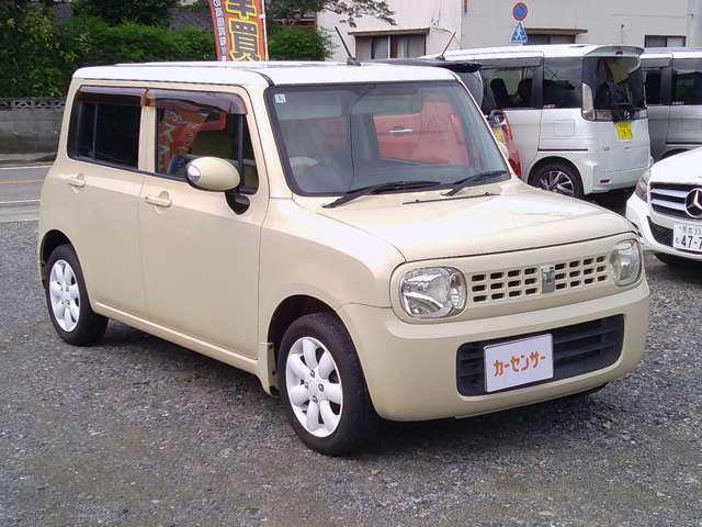 2010 Suzuki Alto Lapin – thumbnail 3