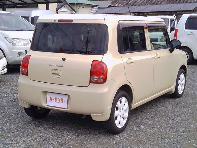 2010 Suzuki Alto Lapin – thumbnail 4