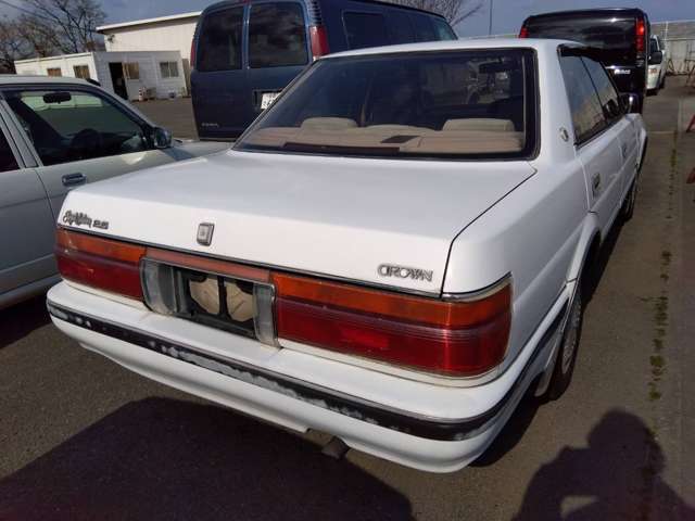 1990 Toyota Crown – thumbnail 4