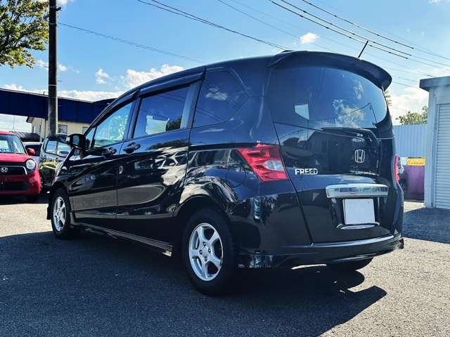 2010 Honda Freed – thumbnail 3