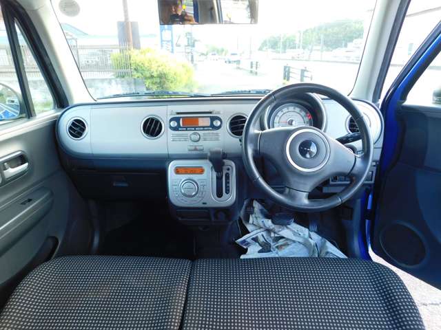 2010 Suzuki Alto Lapin – thumbnail 2