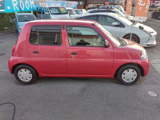 2010 Daihatsu Esse – thumbnail 4