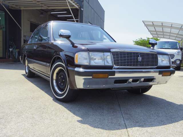 1994 Toyota Crown Sedan – thumbnail 2
