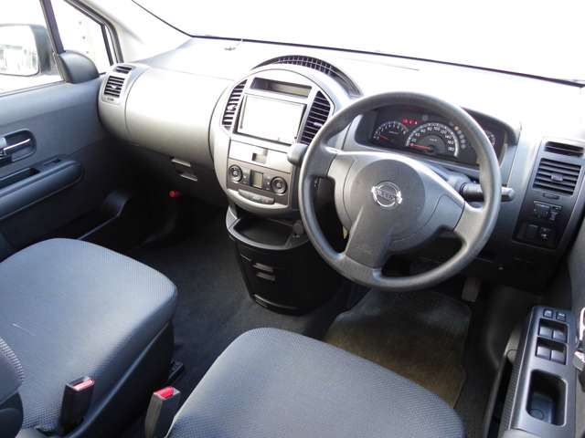 2007 Nissan Lafesta – thumbnail 4