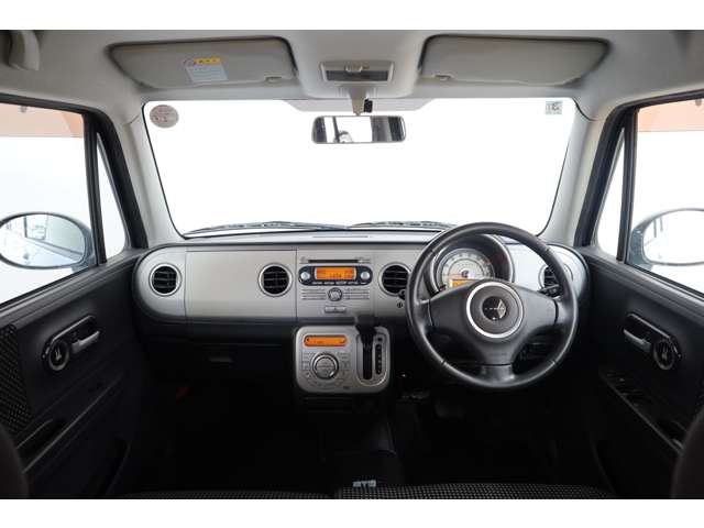 2010 Suzuki Alto Lapin – thumbnail 4