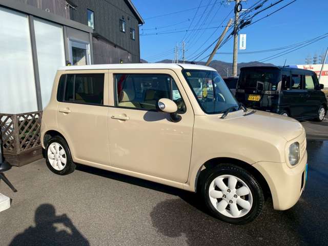2010 Suzuki Alto Lapin – thumbnail 4