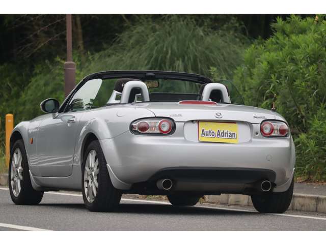 2006 Mazda Roadster – thumbnail 2