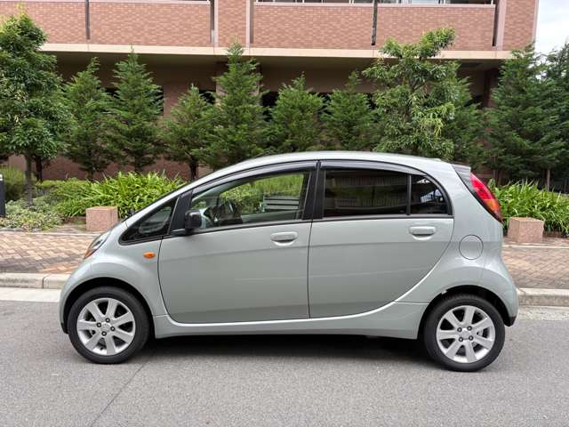 2006 Mitsubishi i – thumbnail 2