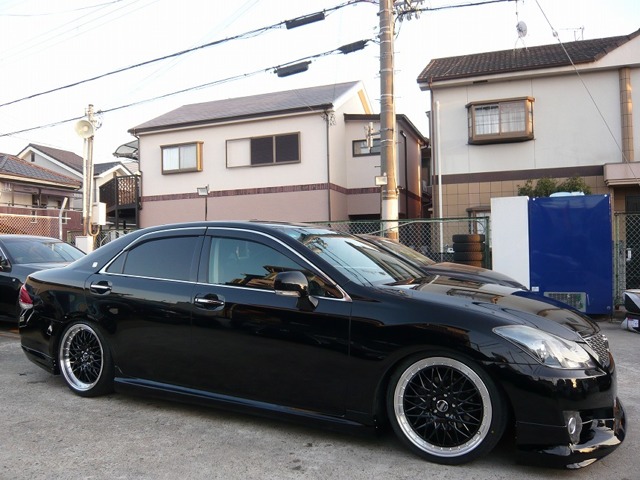 2010 Toyota Crown Athlete