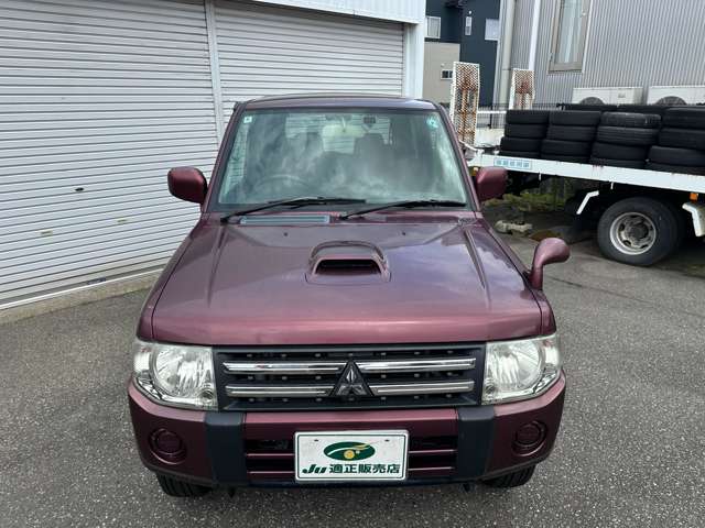2010 Mitsubishi Pajero Mini – thumbnail 2