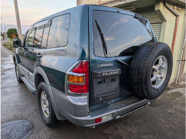 2002 Mitsubishi Pajero – thumbnail 4