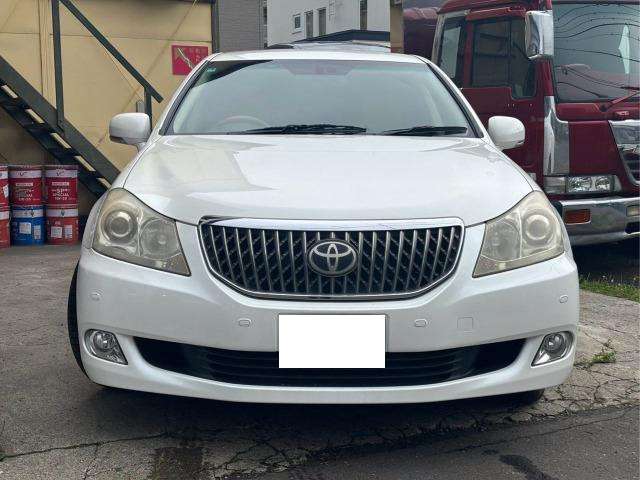 2009 Toyota Crown Majesta – thumbnail 3