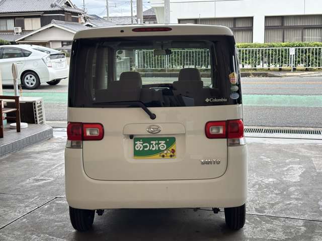 2009 Daihatsu Tanto – thumbnail 3
