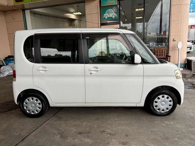 2009 Daihatsu Tanto – thumbnail 4