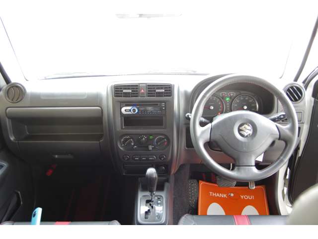 2009 Suzuki Jimny – thumbnail 4