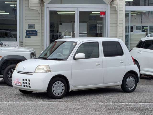 2009 Daihatsu Esse – thumbnail 2