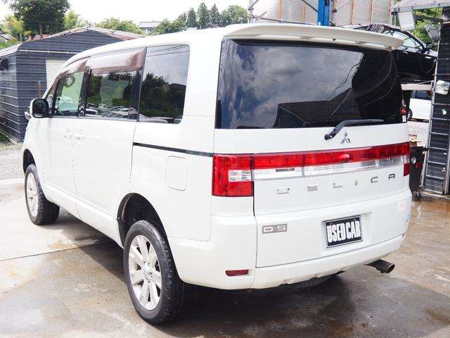 2007 Mitsubishi Delica D:5 – thumbnail 4