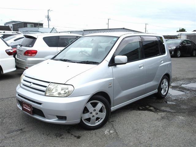 2001 Mitsubishi Mirage Dingo – thumbnail 3