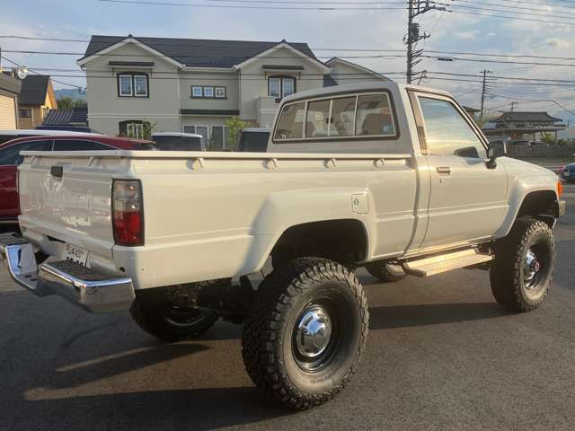 1987 Toyota Hilux – thumbnail 4