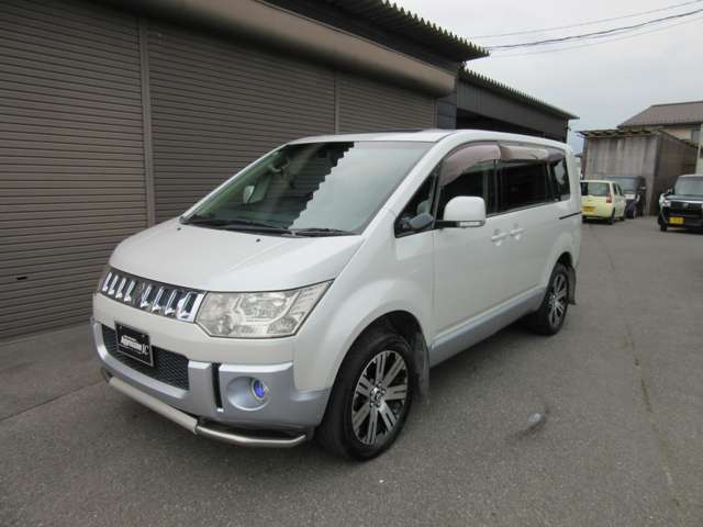 2007 Mitsubishi Delica D:5 – thumbnail 3