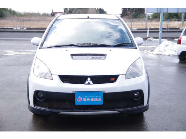 2009 Mitsubishi Colt – thumbnail 2