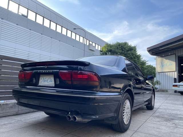 1993 Mitsubishi Diamante – thumbnail 2