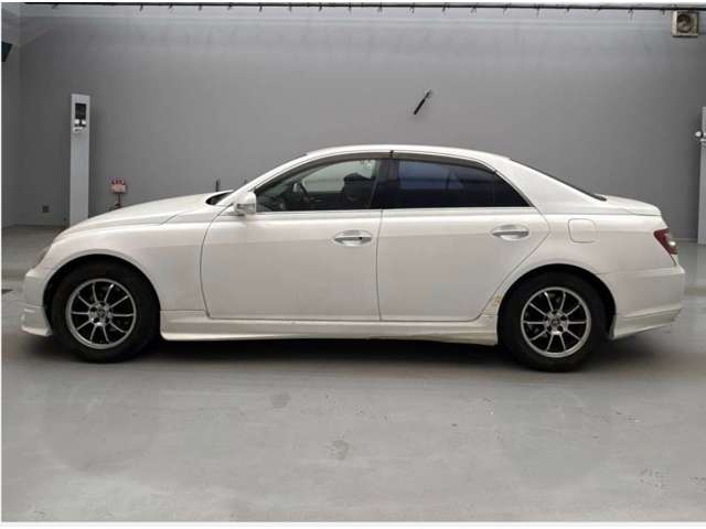 2009 Toyota Mark X – thumbnail 3
