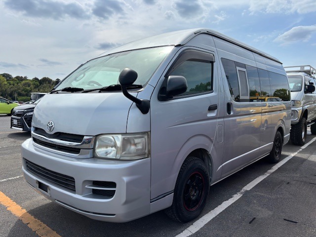 2009 Toyota Hiace