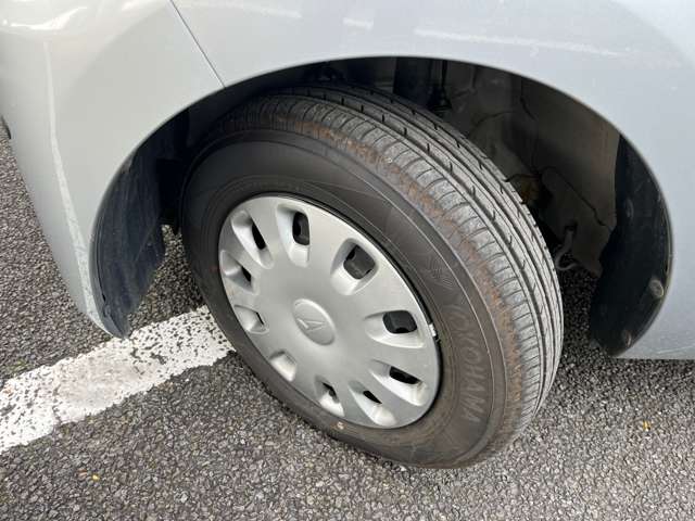 2010 Daihatsu Tanto – thumbnail 3