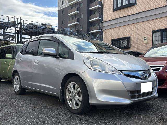 2010 Honda Fit Hybrid – thumbnail 3