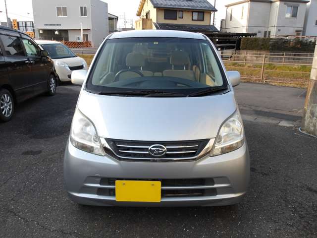 2010 Daihatsu Move – thumbnail 3