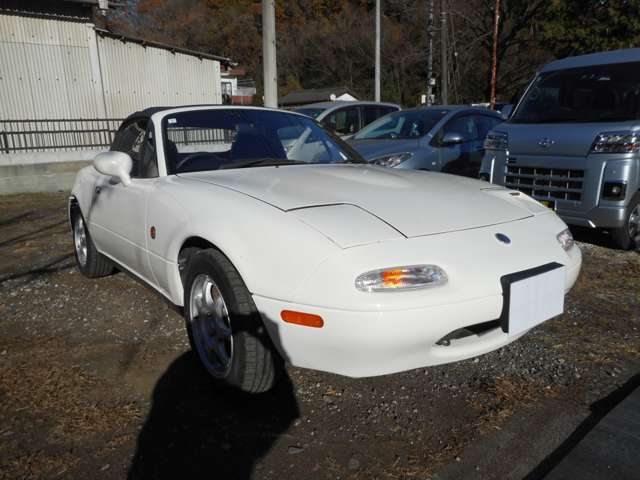 1997 Mazda Roadster – thumbnail 2