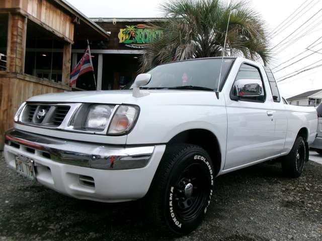 2000 Nissan Datsun – thumbnail 3