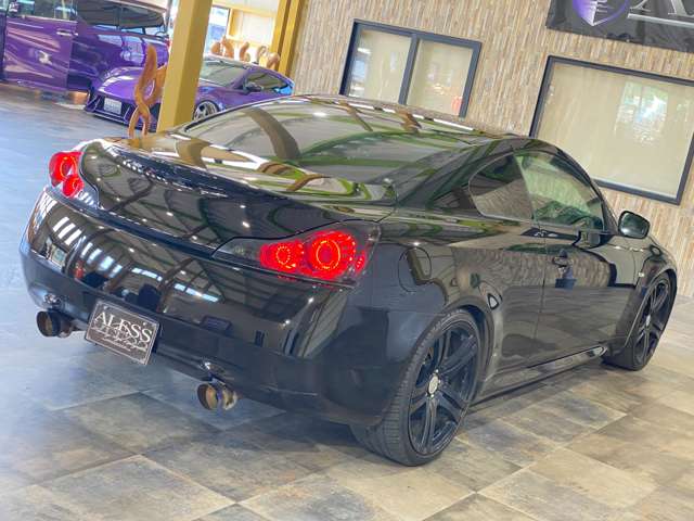 2007 Nissan Skyline Coupe – thumbnail 2