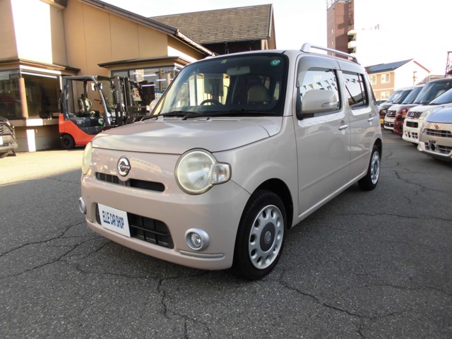 2010 Daihatsu Mira Cocoa