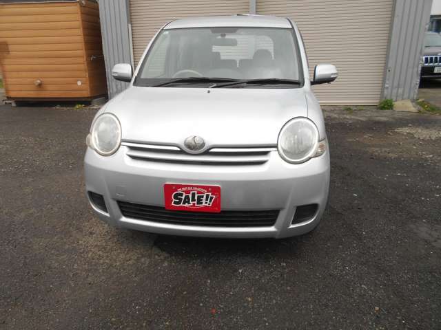 2009 Toyota Sienta – thumbnail 3