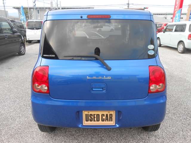 2010 Suzuki Alto Lapin – thumbnail 3